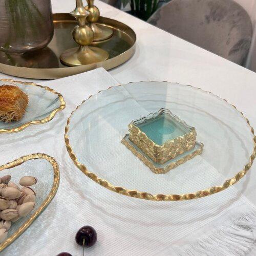 Aqua cake stand