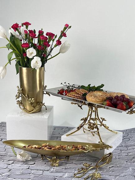 Jasmine Rectangular platter with Base (Silver)