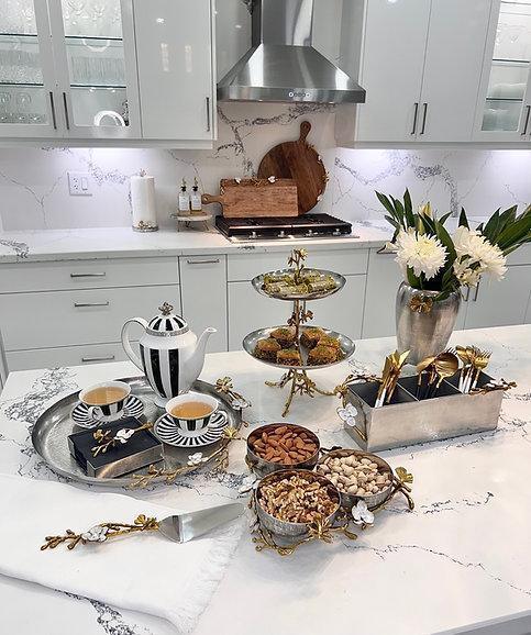 Two-Tier Orchid Platter (Gold)